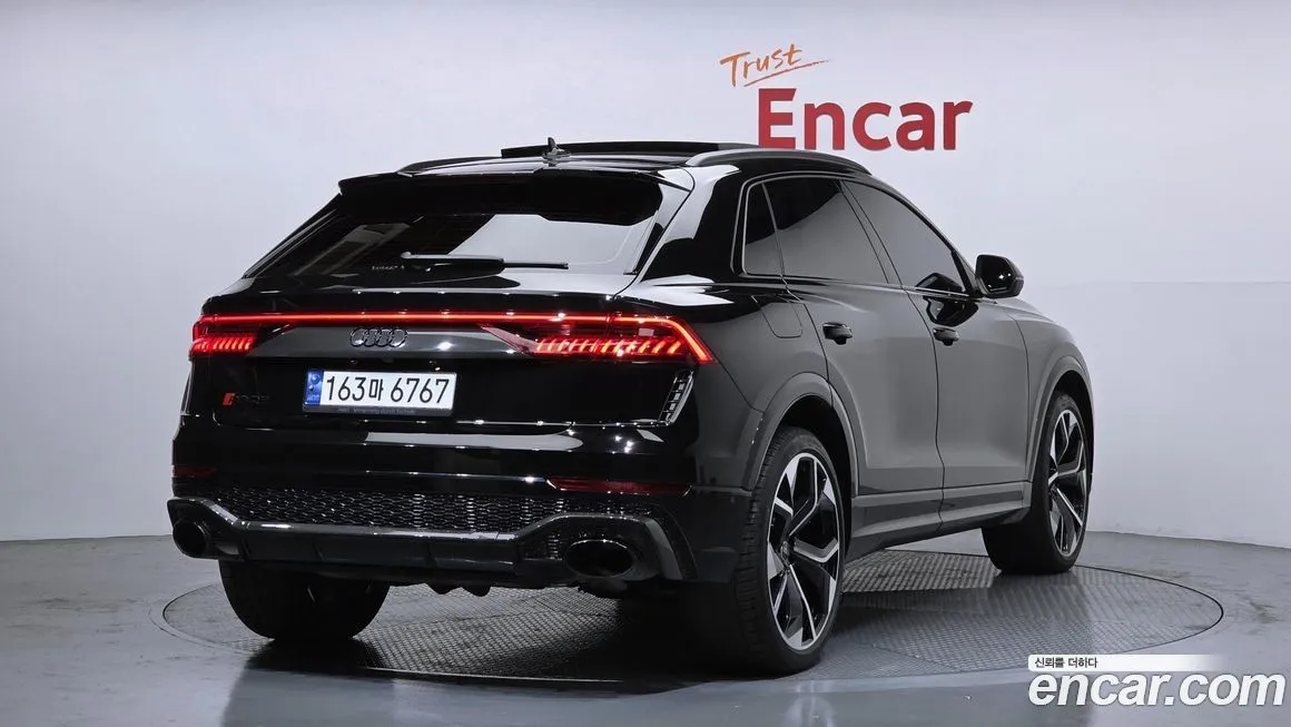 Audi RSQ8 2023 из KR, фото 8
