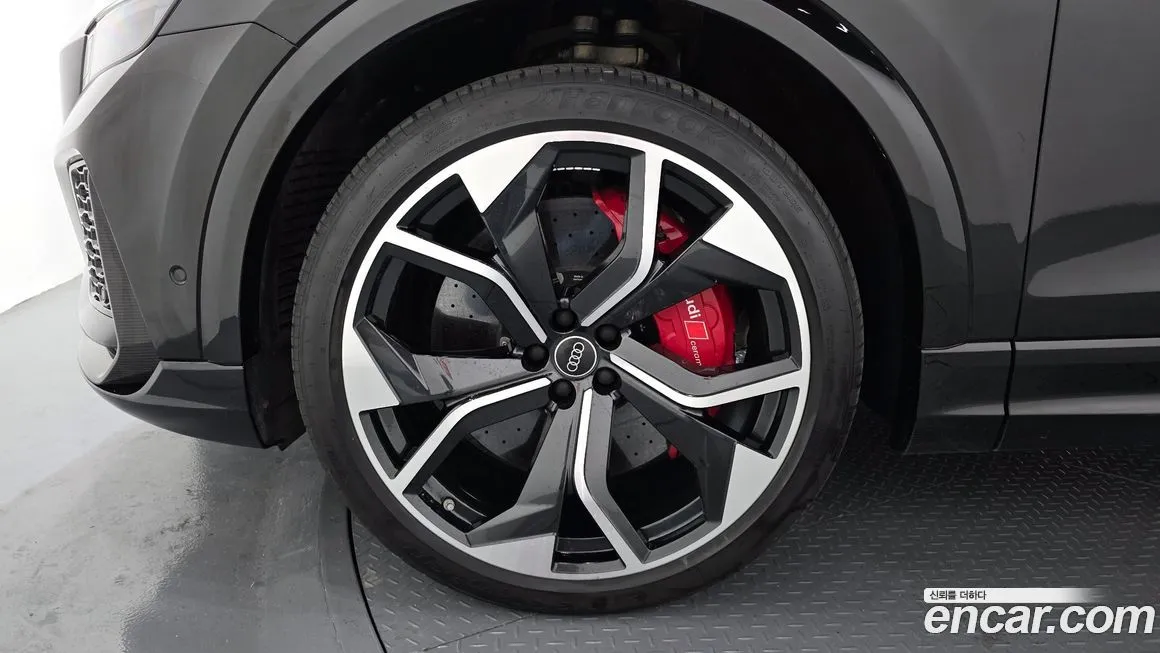 Audi RSQ8 2023 из KR, фото 4