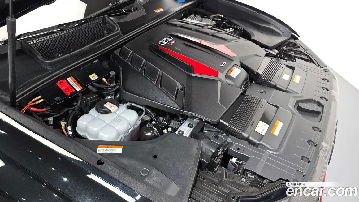Audi RSQ8 2023 из KR, фото 5