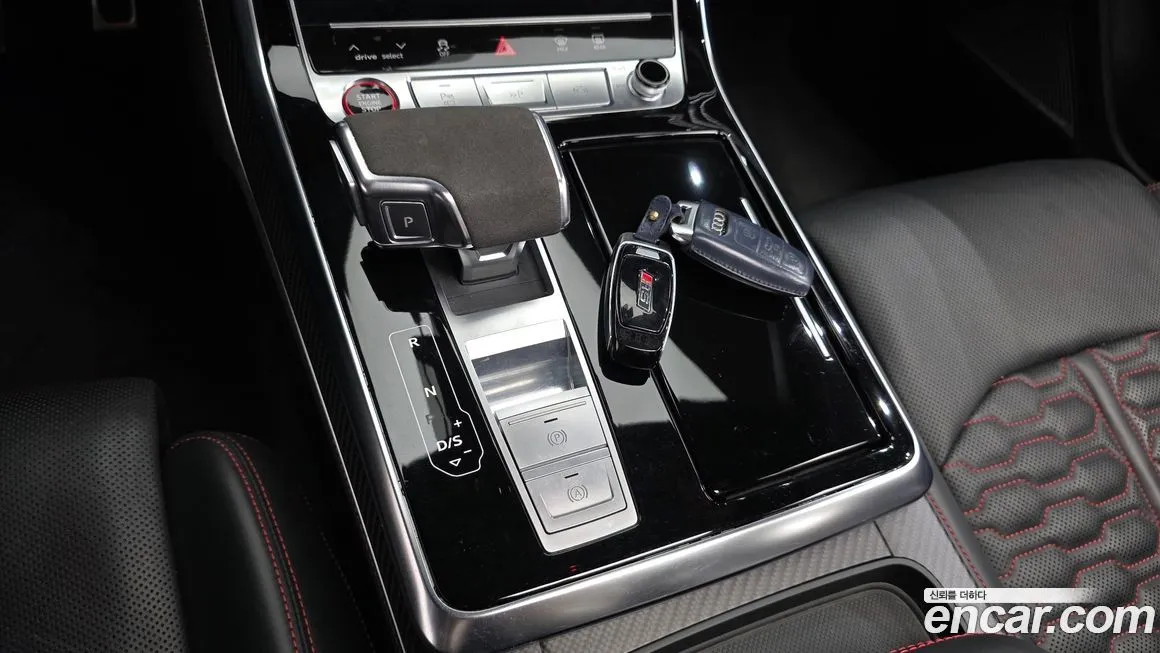 Audi RSQ8 2023 из KR, фото 2