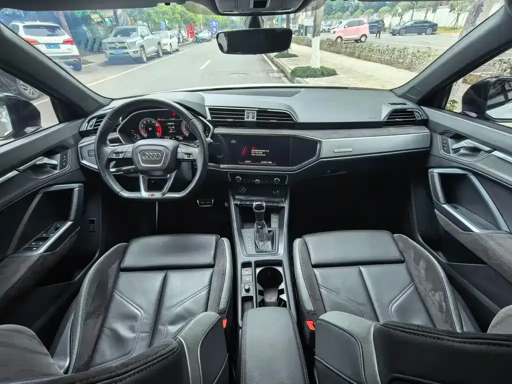 Audi Q3 Sportback — фото 5