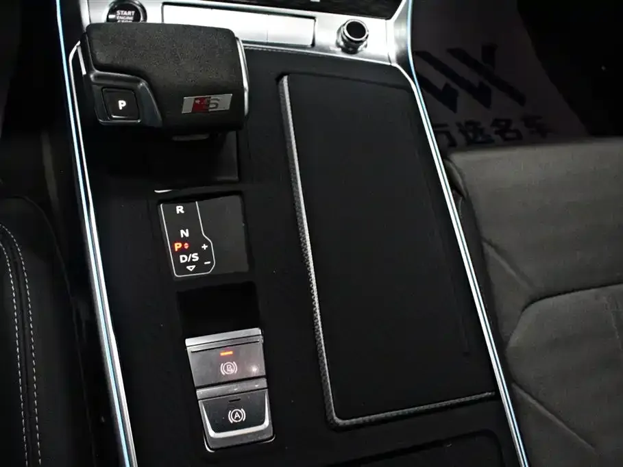 Audi A6L — фото 3