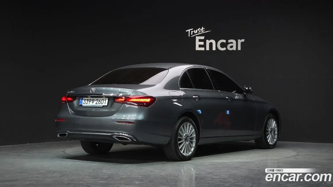 Mercedes-Benz E-Class 2023 из KR, фото 8