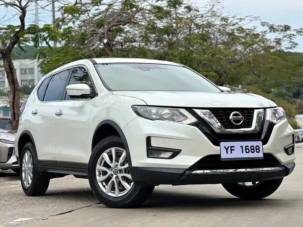 Nissan X-Trail — фото 6