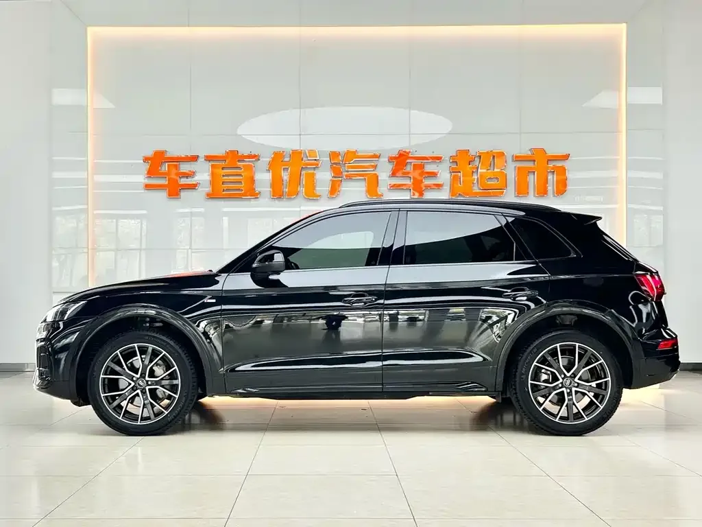 Audi Q5L 2023 из CN, фото 2
