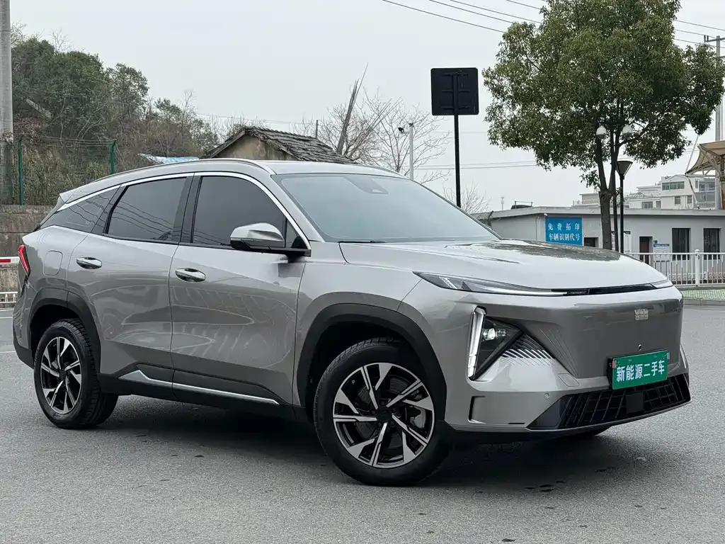 Geely Galaxy L7 — фото 3