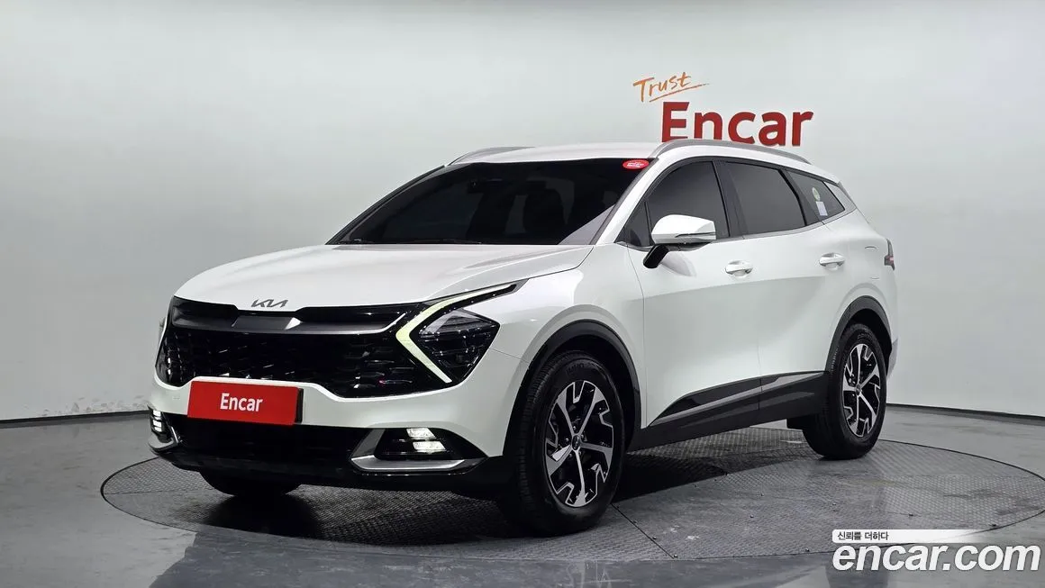 Kia Sportage — фото 1