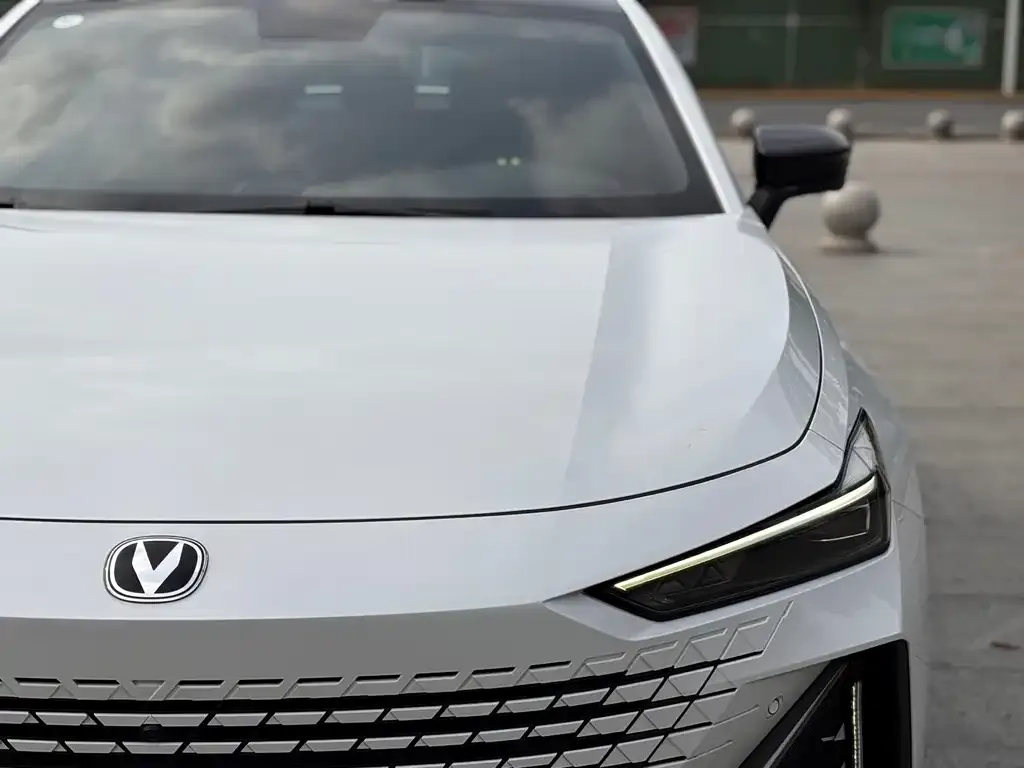 Changan UNI-V 2022 из CN, фото 3