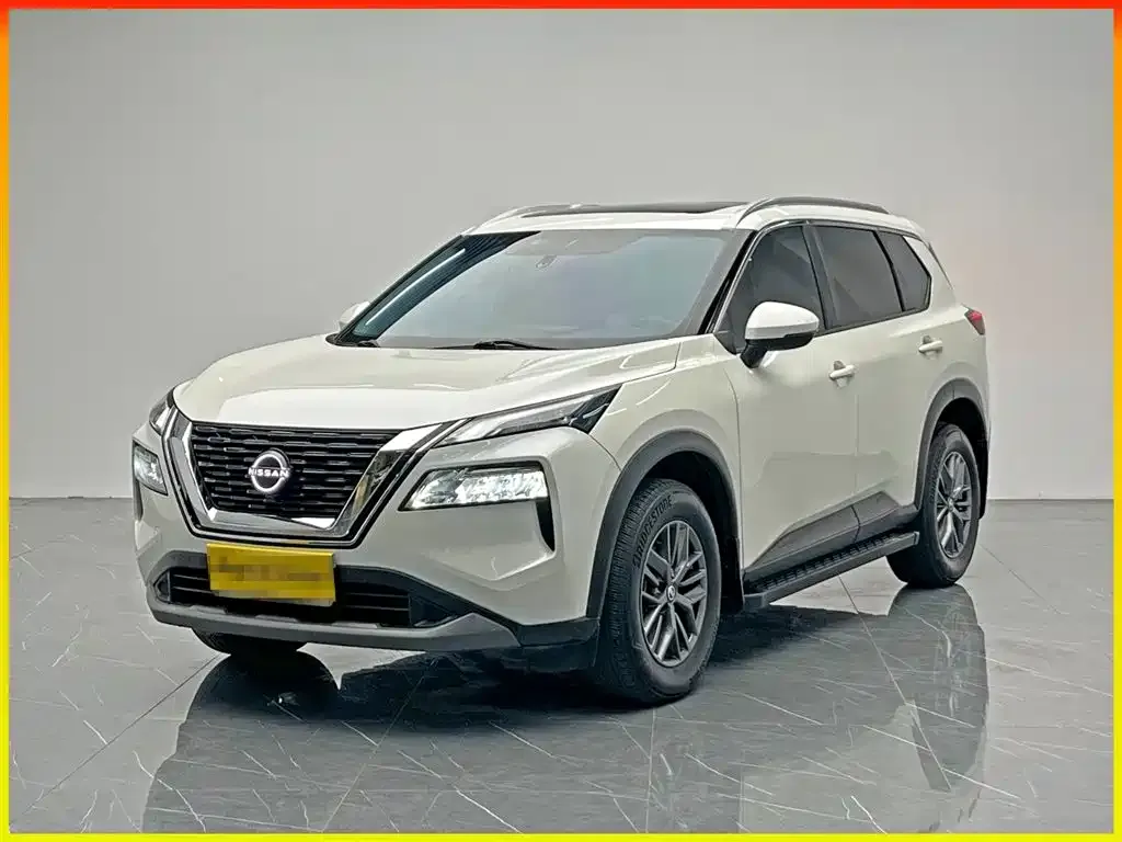 Nissan X-Trail 2023 из CN, фото 1