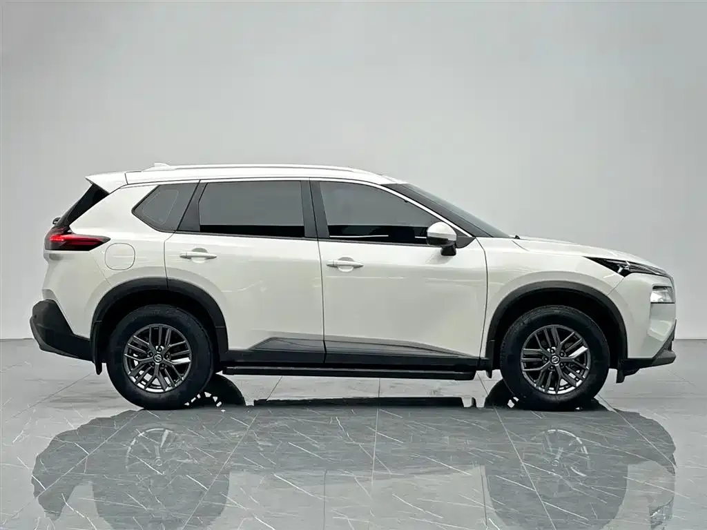 Nissan X-Trail 2023 из CN, фото 9