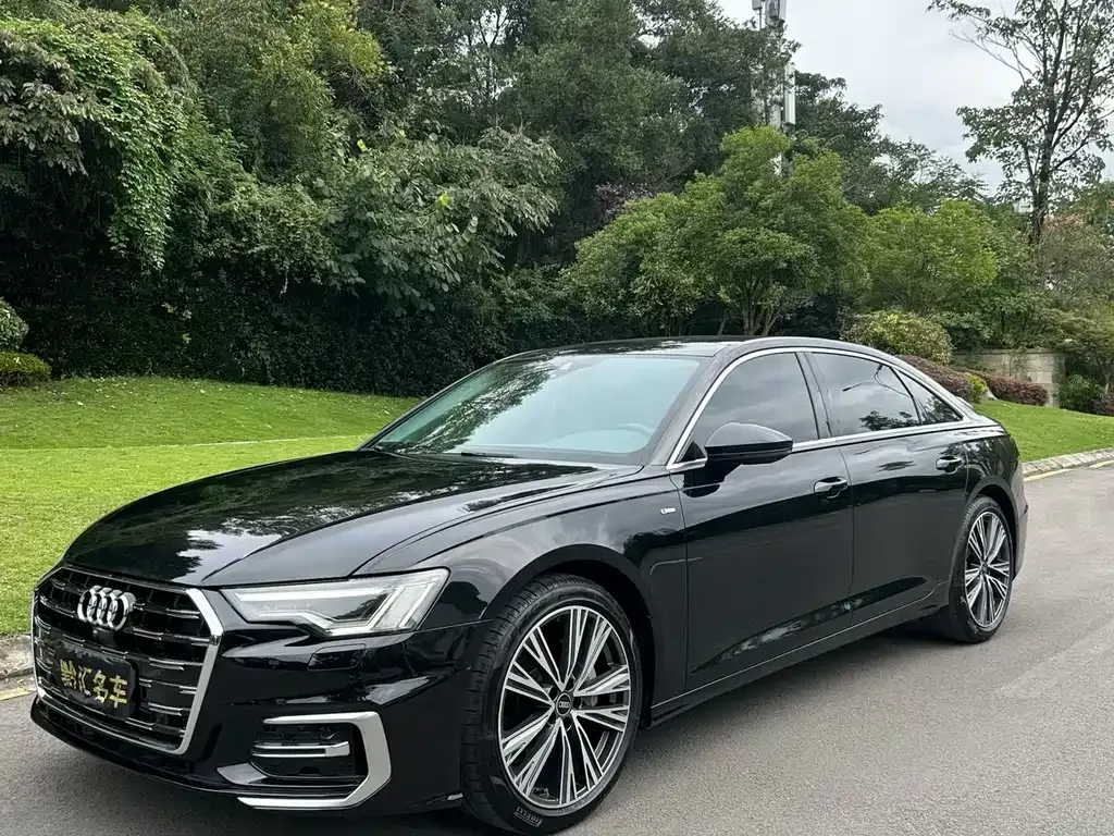 Audi A6L — фото 9