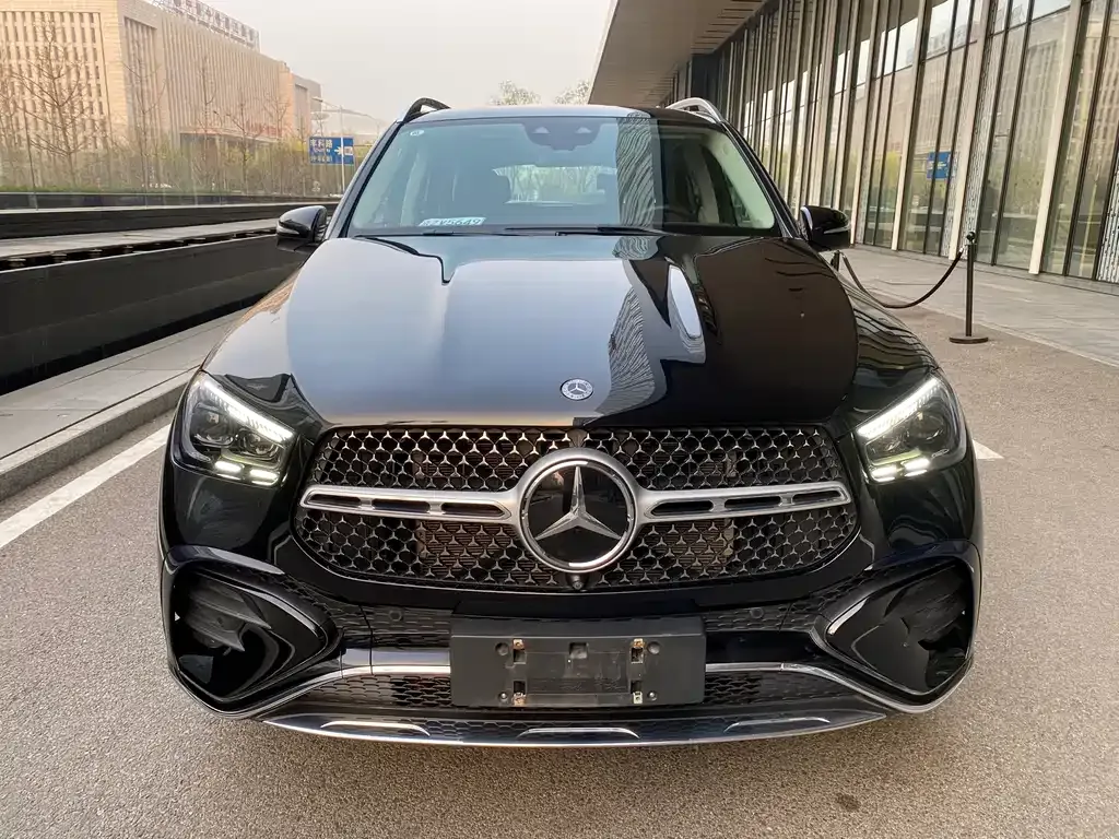 Mercedes-Benz GLE — фото 7