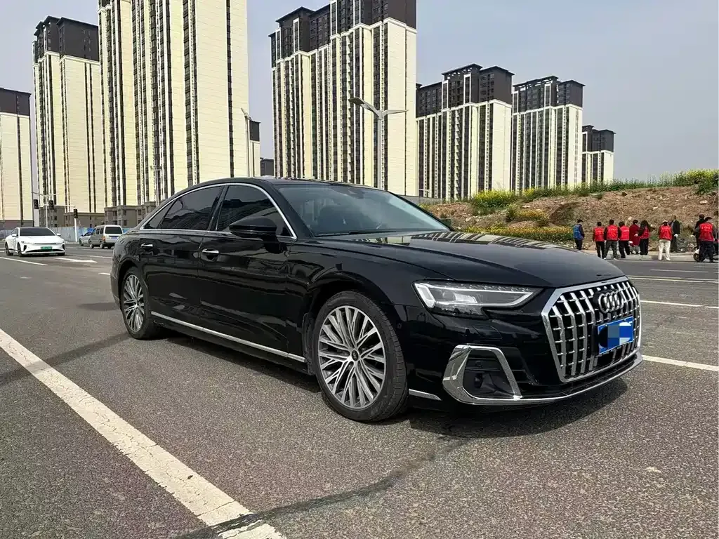 Audi A8 2022 из CN, фото 1