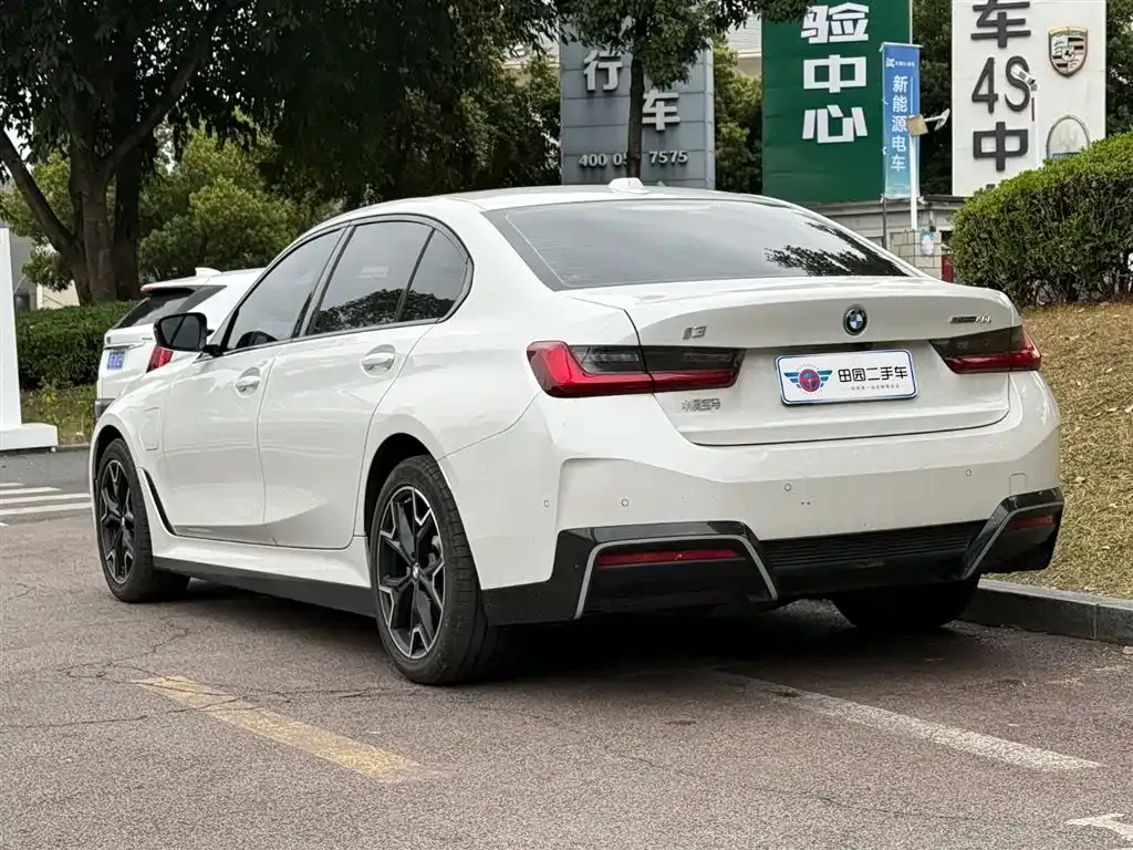 BMW i3 — фото 9