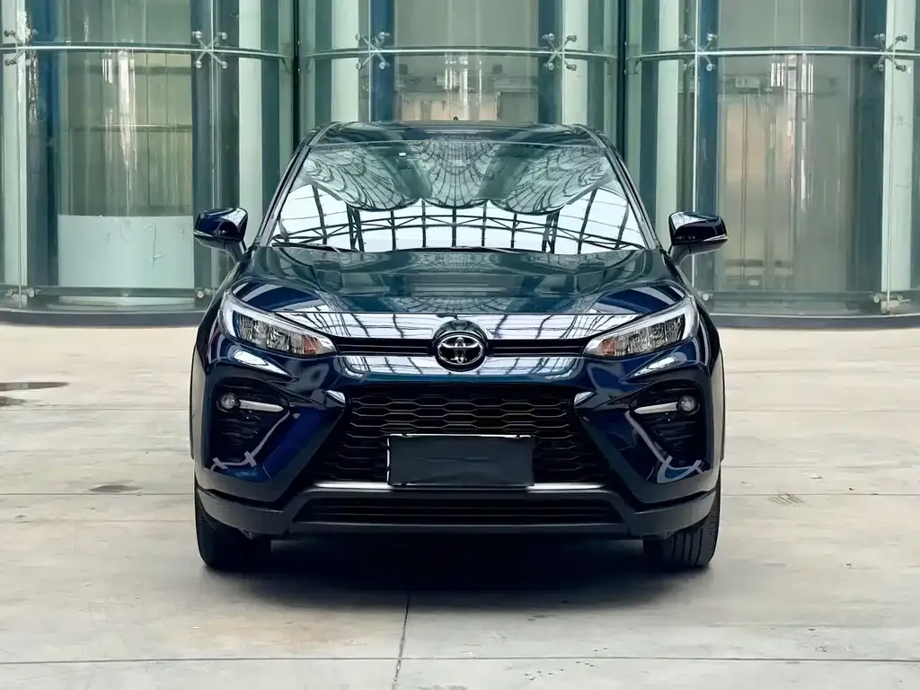 Toyota Wildlander — фото 8