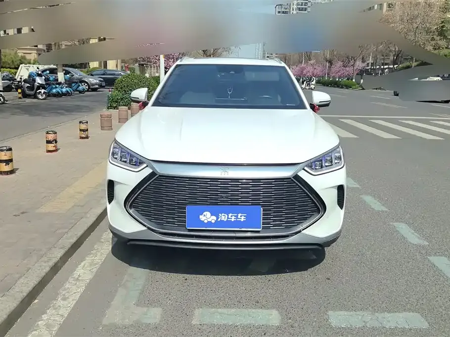 BYD PLUS New Energy — фото 4