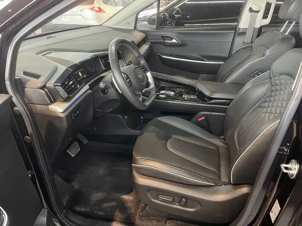 Hyundai Custo — фото 4