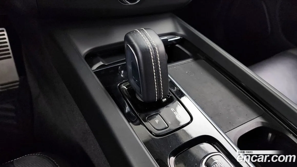 Volvo XC60 2021 из KR, фото 8