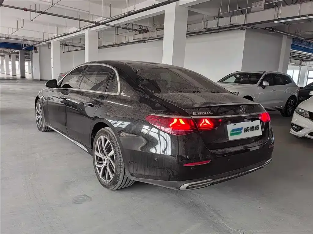 Mercedes-Benz E-Class 2024 из CN, фото 8