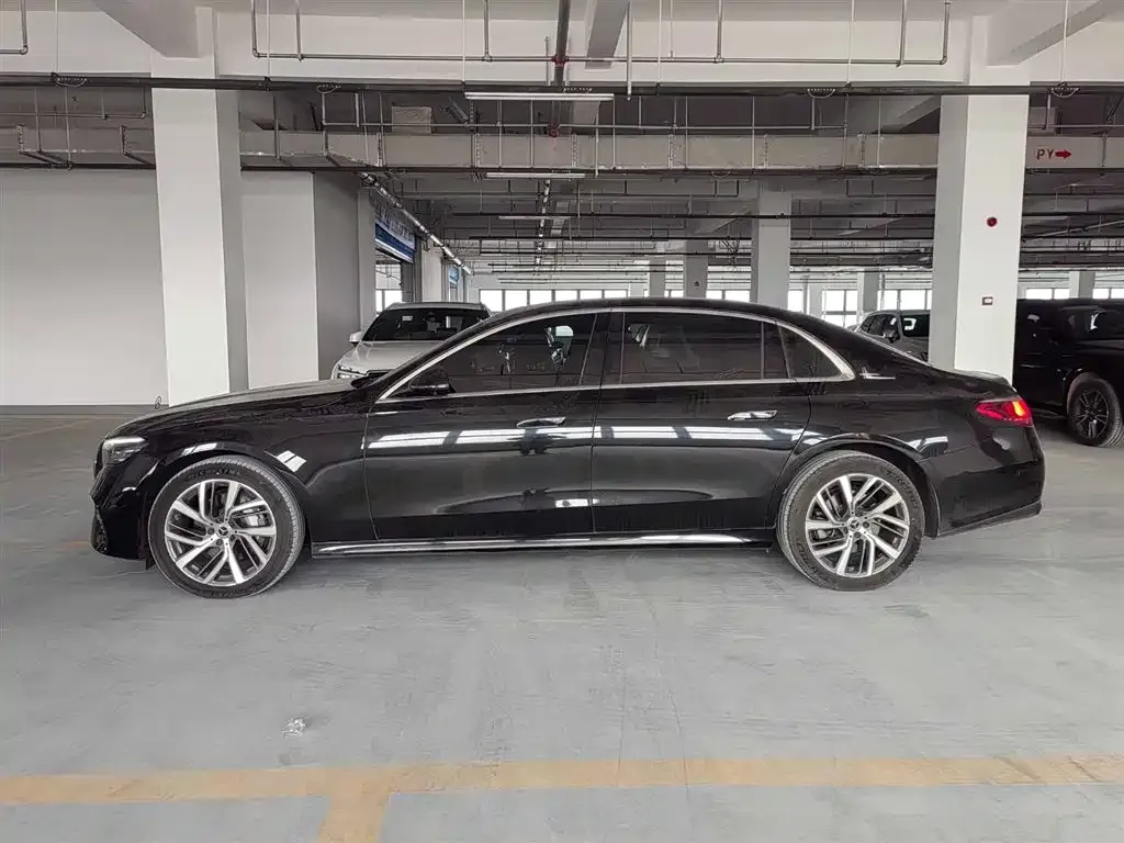 Mercedes-Benz E-Class 2024 из CN, фото 3