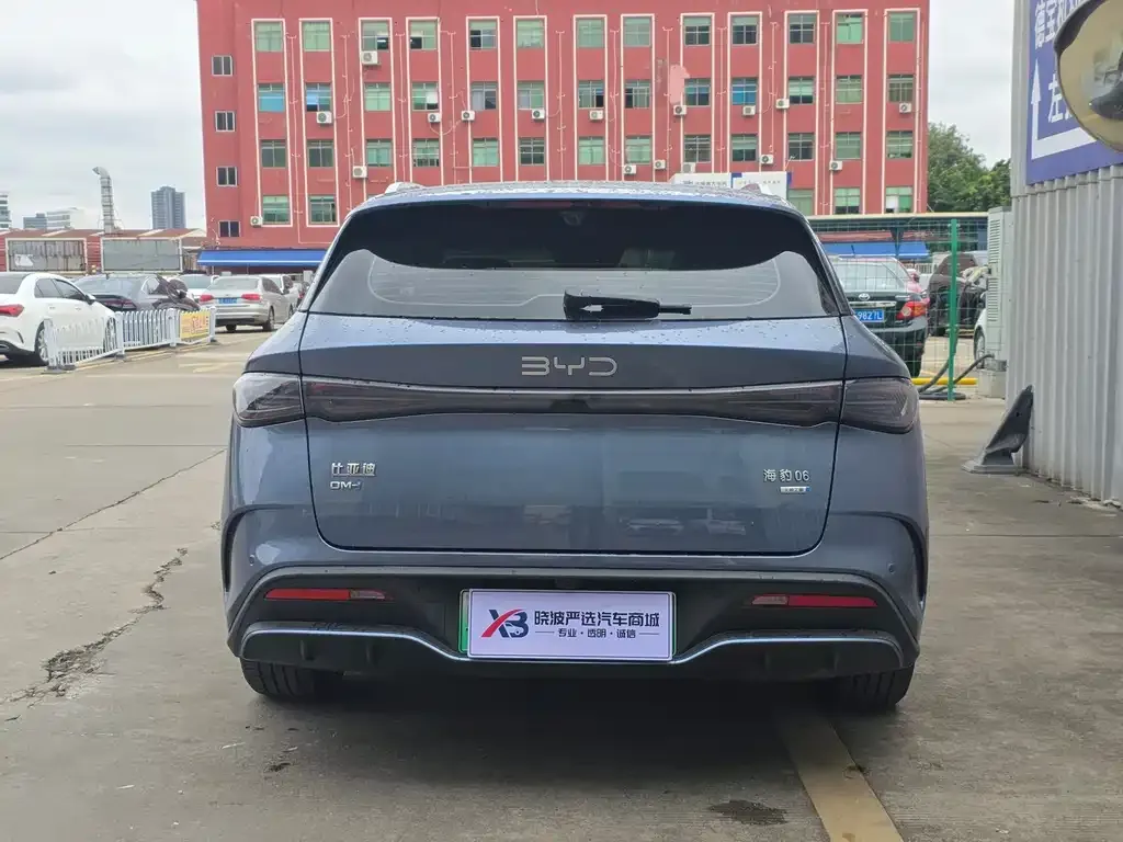 BYD Seal 06 DM-i Touring Edition — фото 6