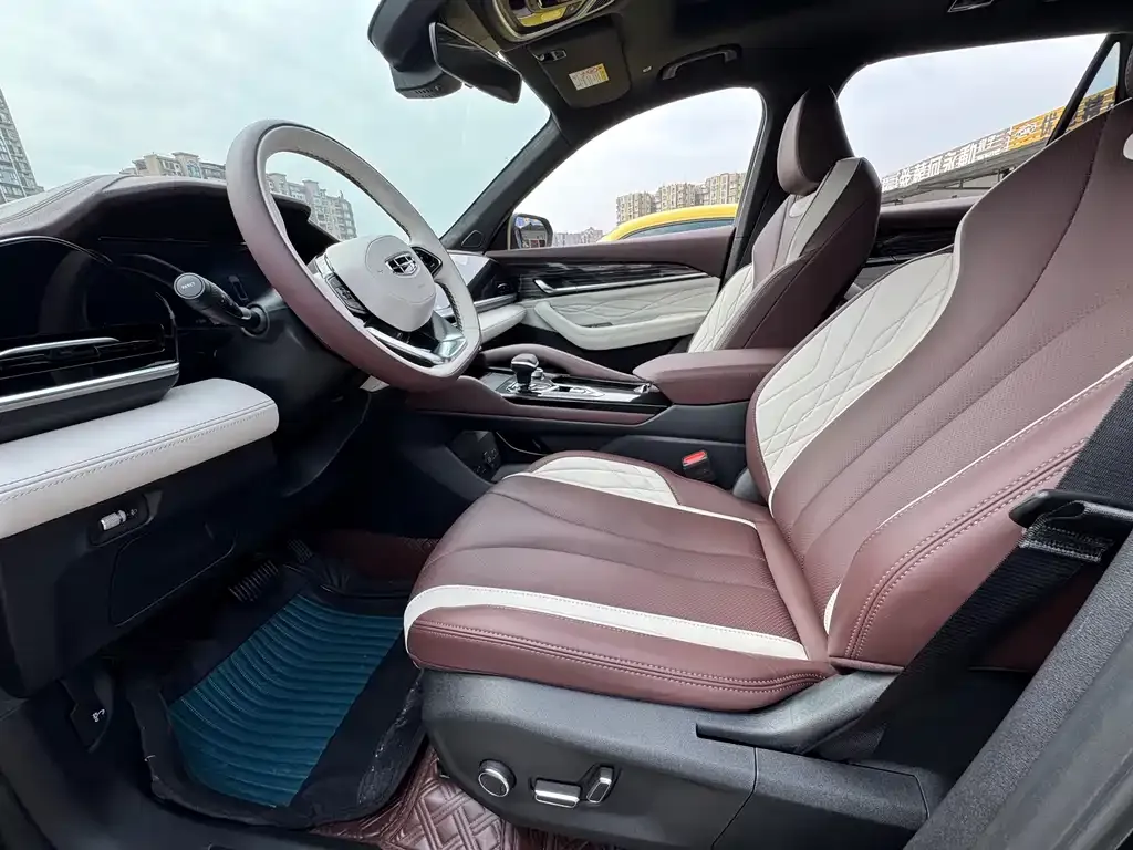 Geely Xingyue L 2024 из CN, фото 3