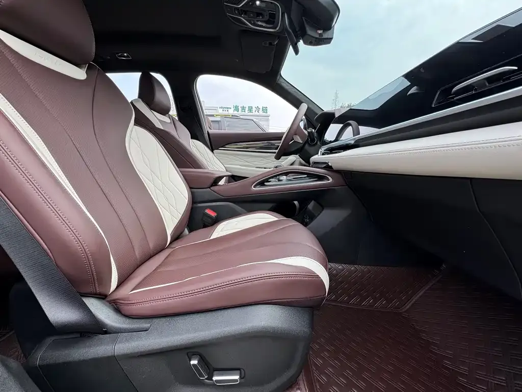 Geely Xingyue L 2024 из CN, фото 7