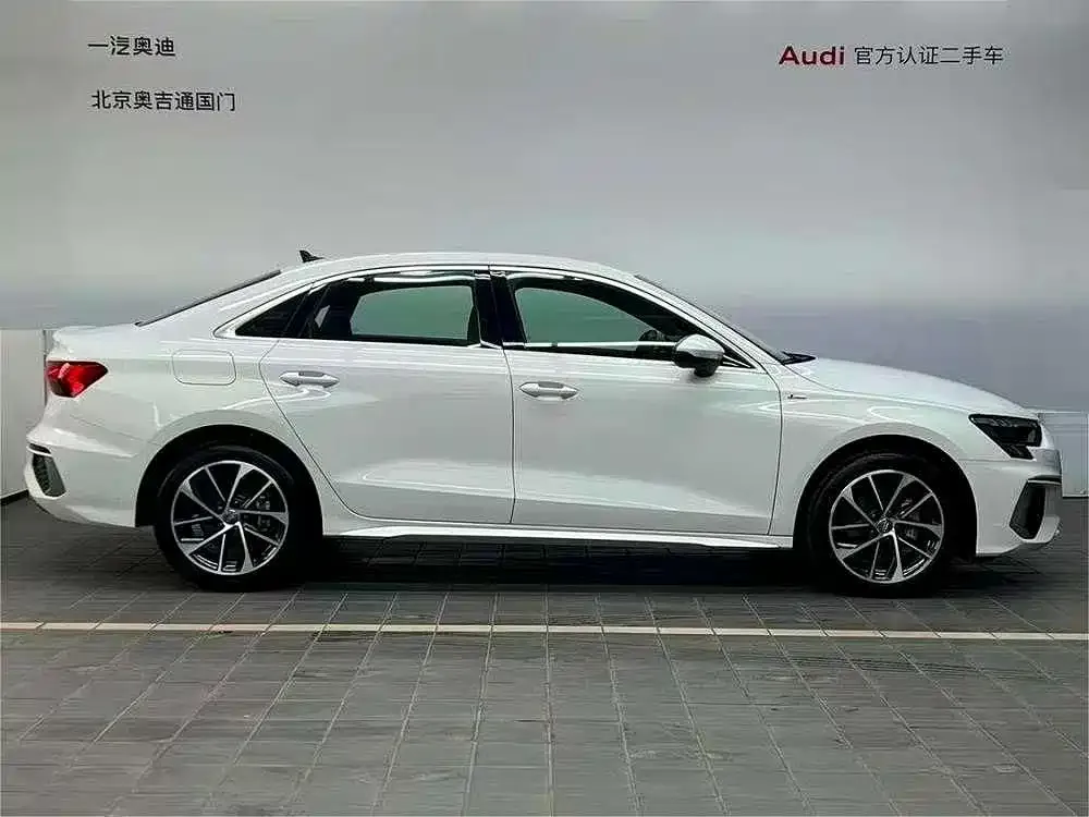 Audi A3 — фото 2