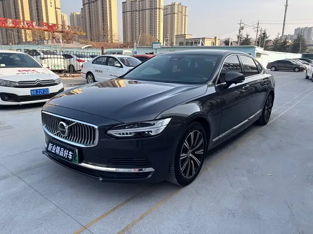Volvo S90 PHEV 2022 из CN, фото 1