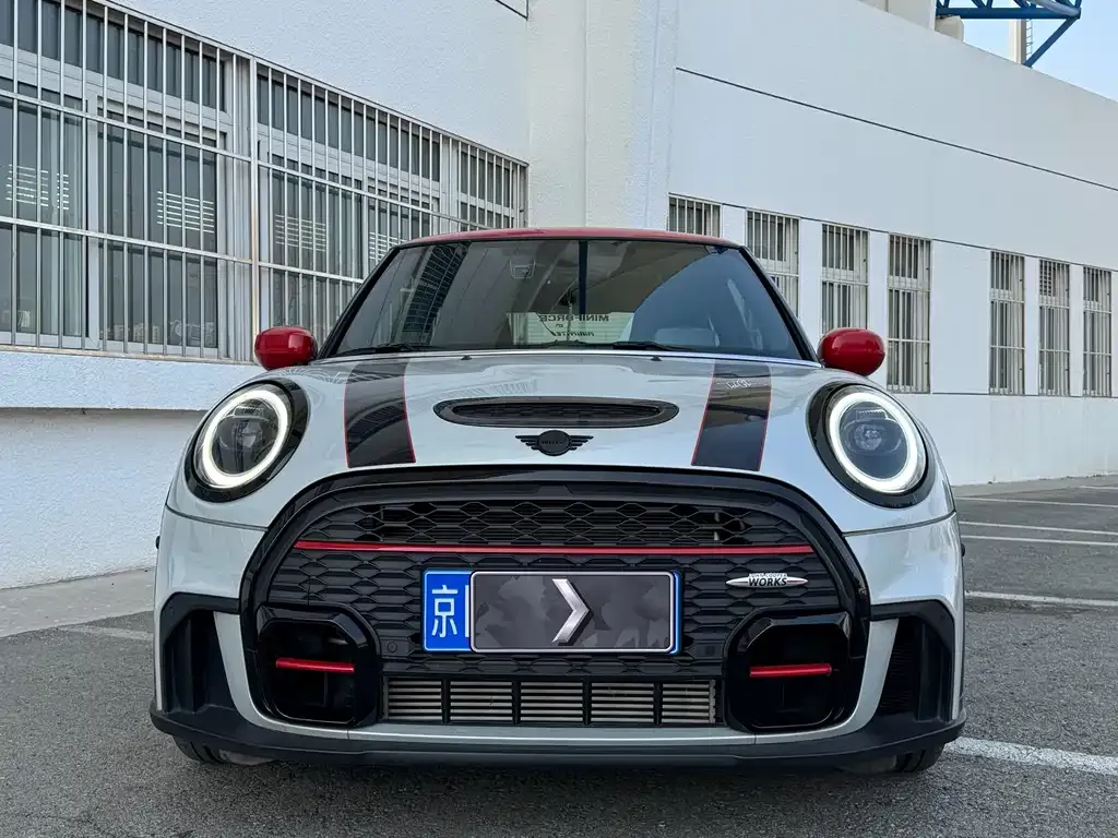 MINI JCW (John Cooper Works) — фото 2