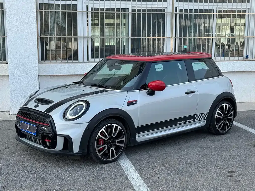 MINI JCW (John Cooper Works) — фото 8