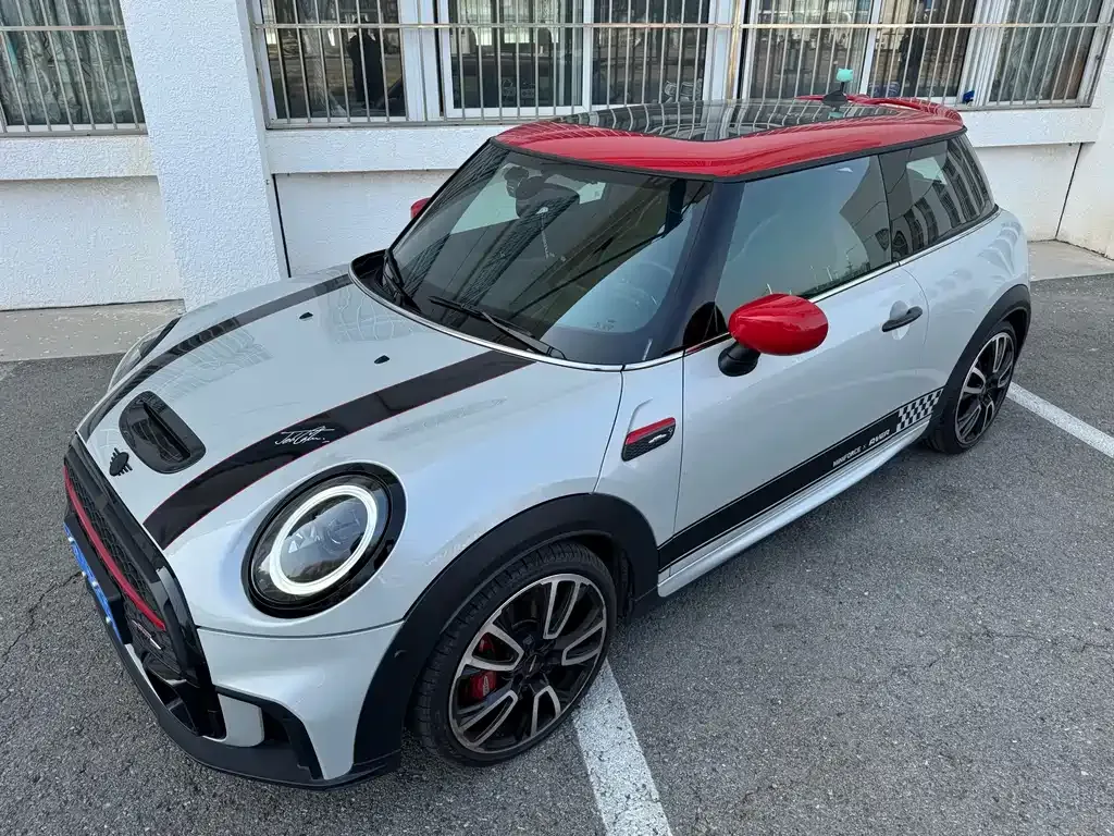 MINI JCW (John Cooper Works) — фото 9