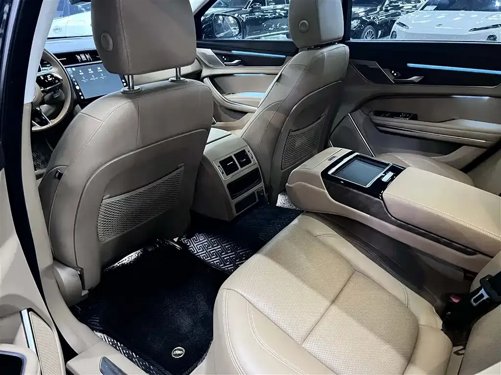 Jaguar XFL 2025 из CN, фото 4