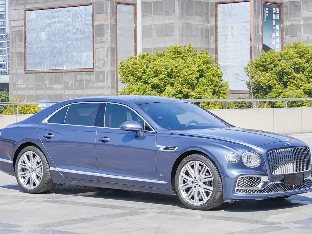 Bentley Flying Spur 2022 из CN, фото 6