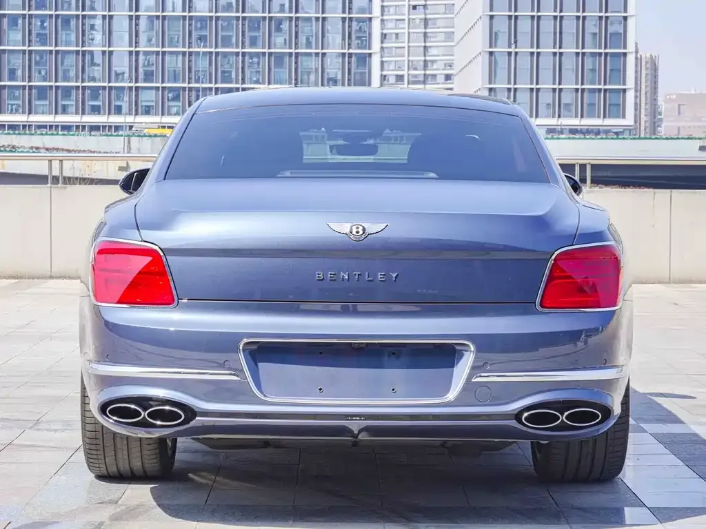 Bentley Flying Spur 2022 из CN, фото 5