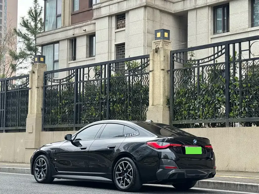 BMW i4 2024 из CN, фото 9