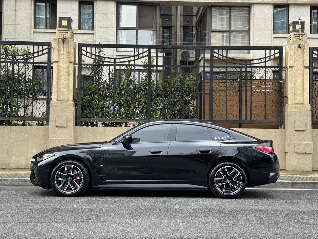 BMW i4 2024 из CN, фото 6