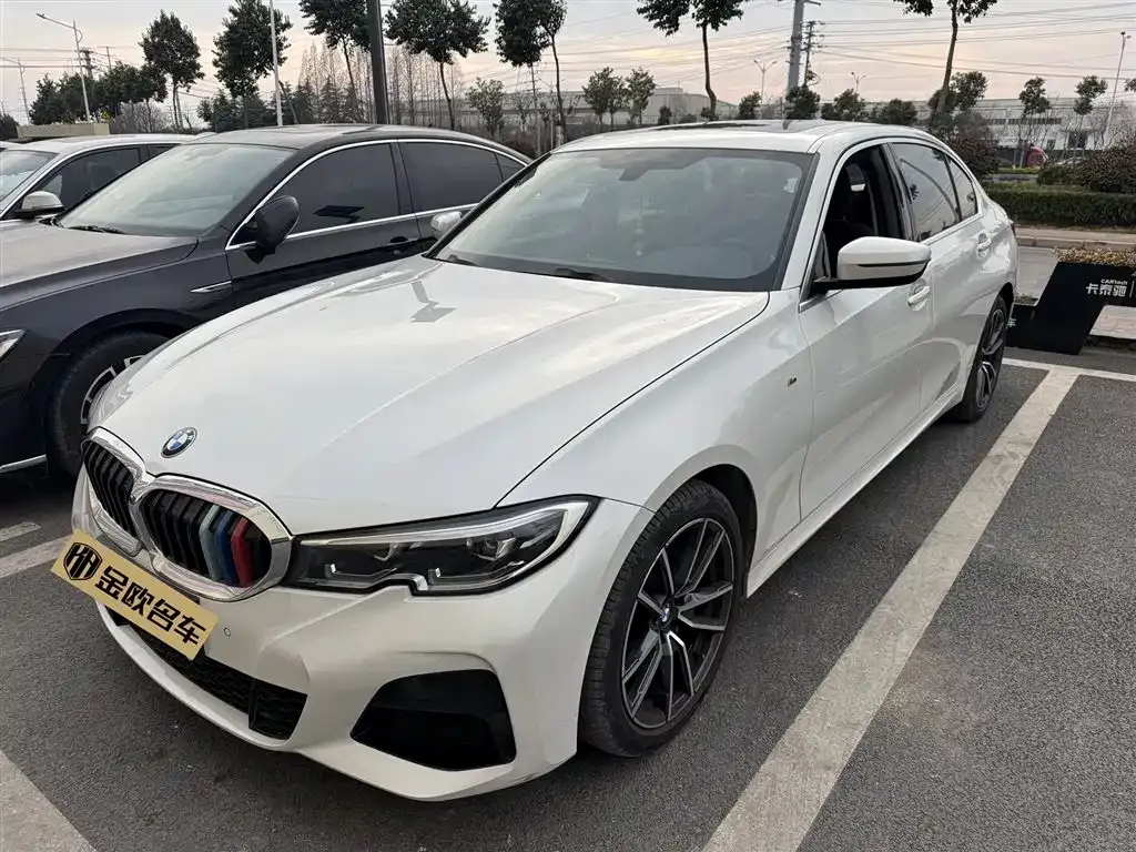 BMW 3 Series — фото 1