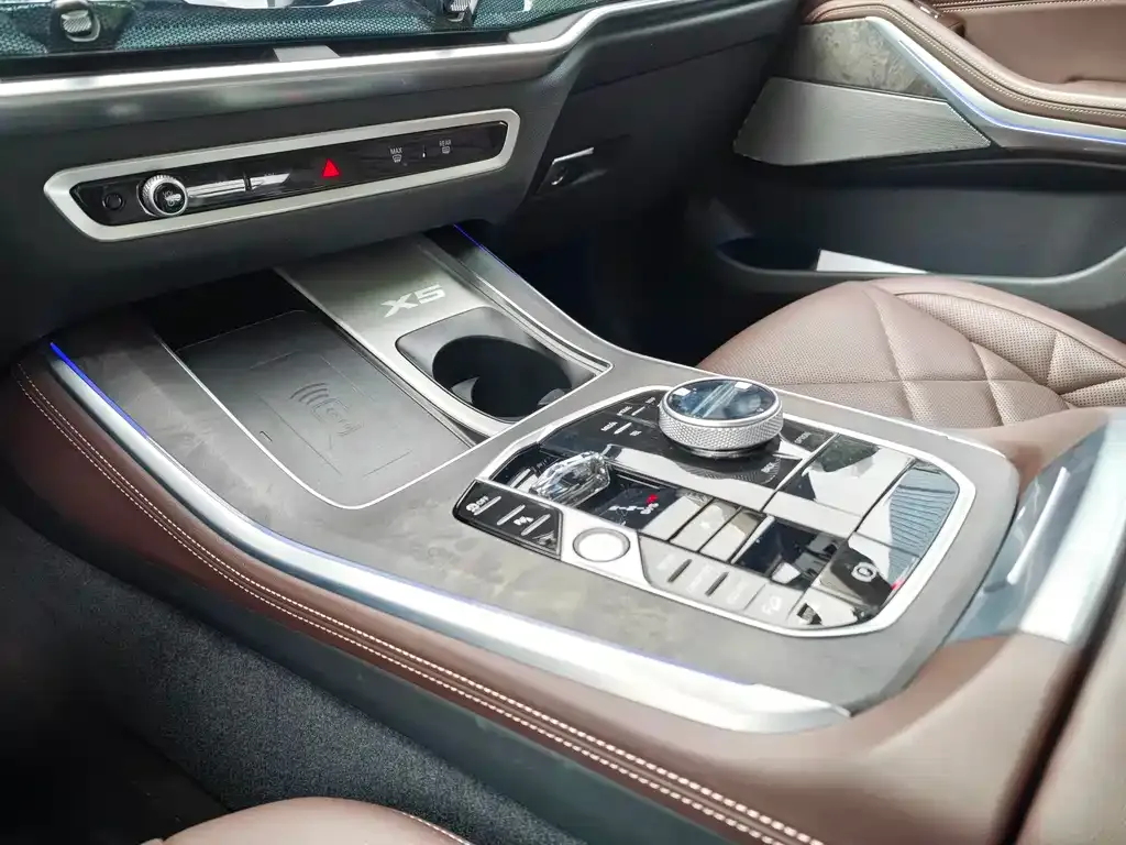 BMW X5 2025 из CN, фото 2