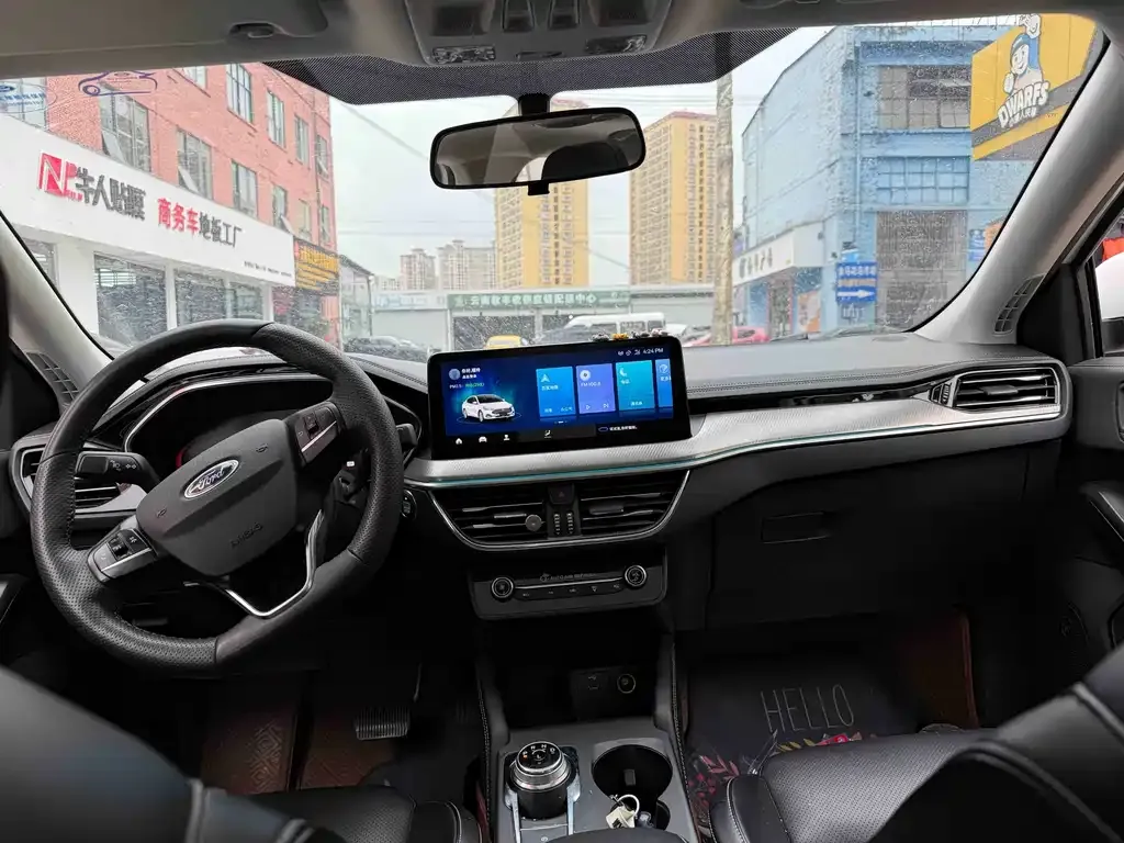 Ford Focus 2022 из CN, фото 5