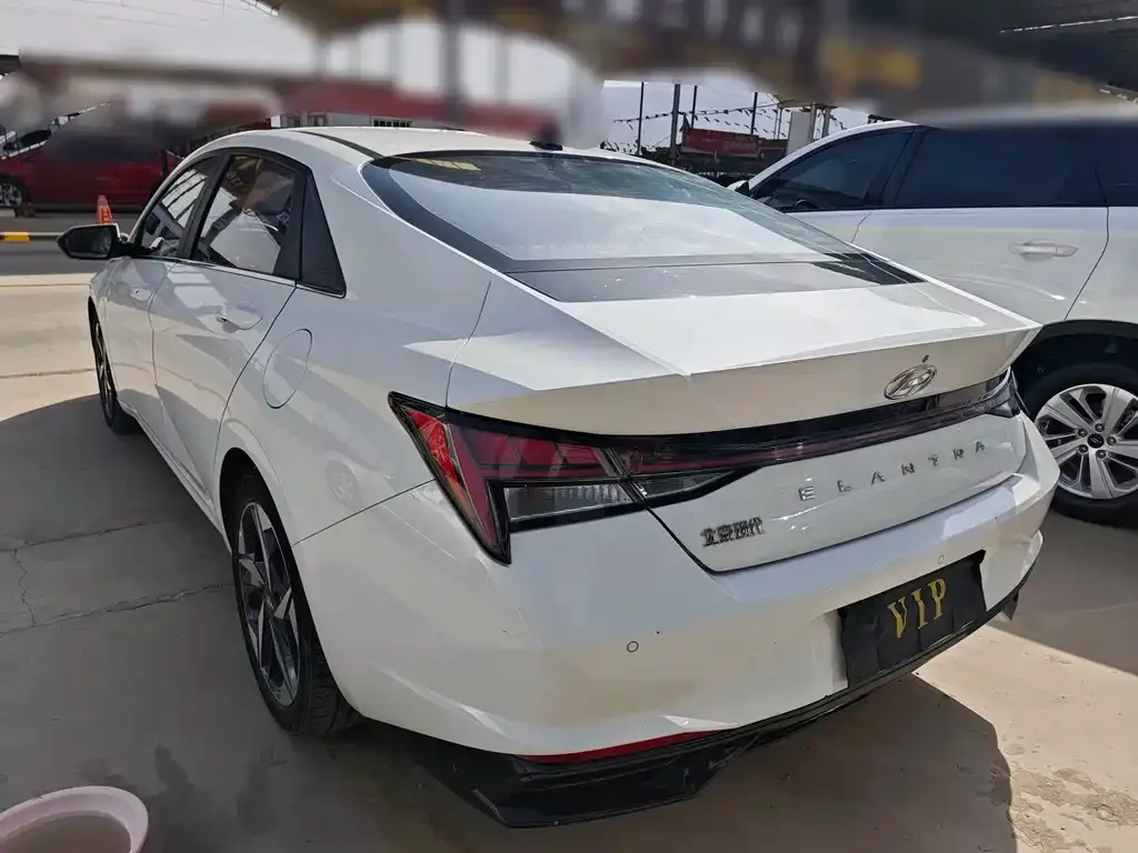 Hyundai Elantra 2022 из CN, фото 2