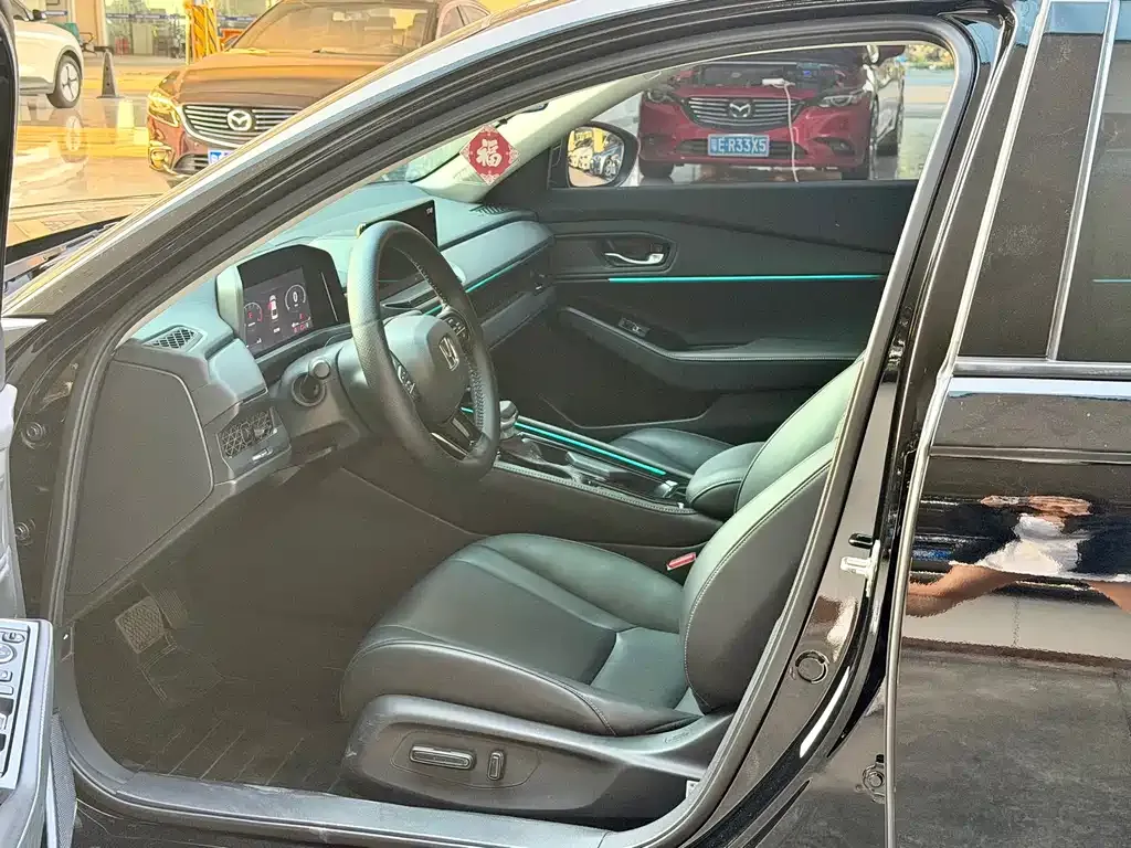 Honda Accord — фото 6