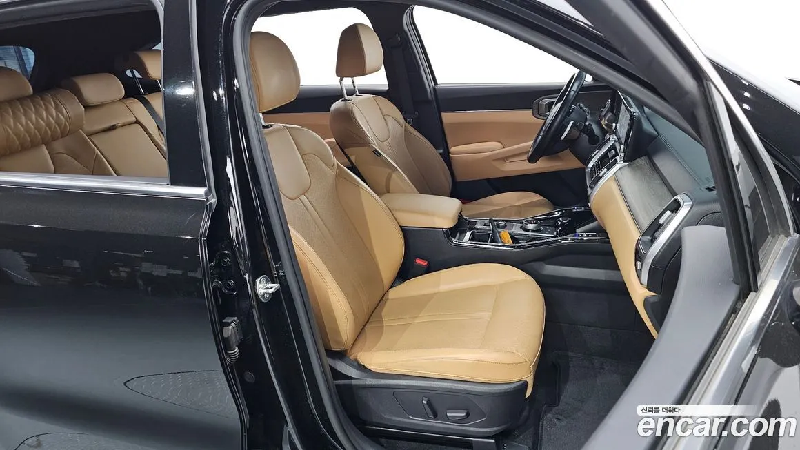 Kia Sorento — фото 10