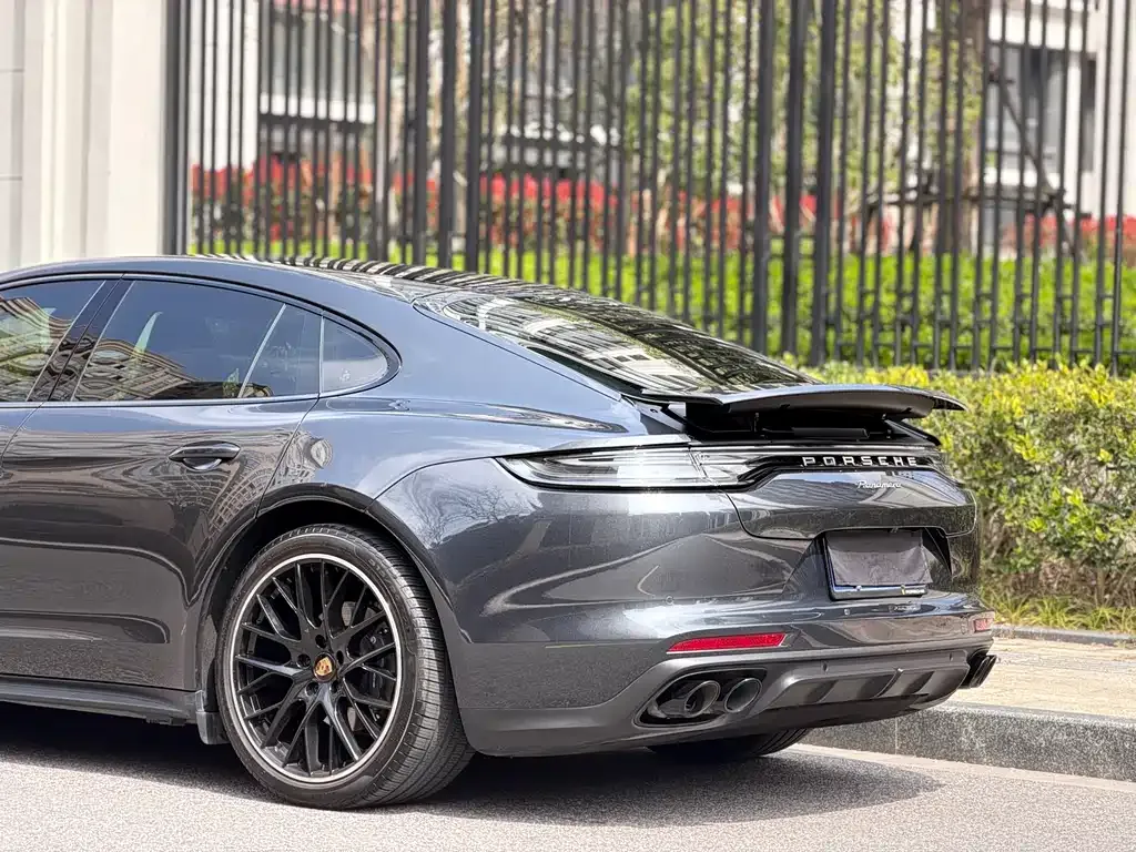 Porsche Panamera — фото 10