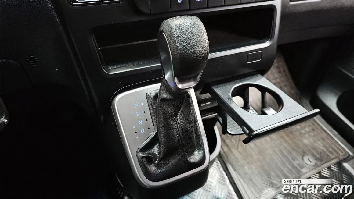 Hyundai Staria — фото 6