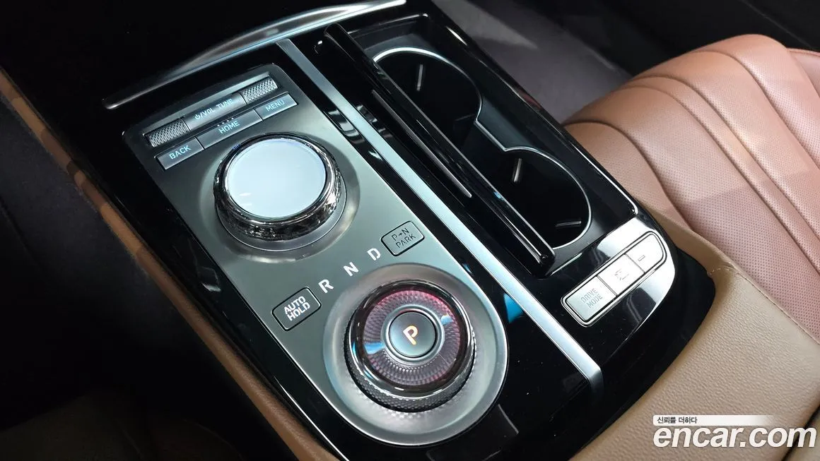 Genesis G80 — фото 10