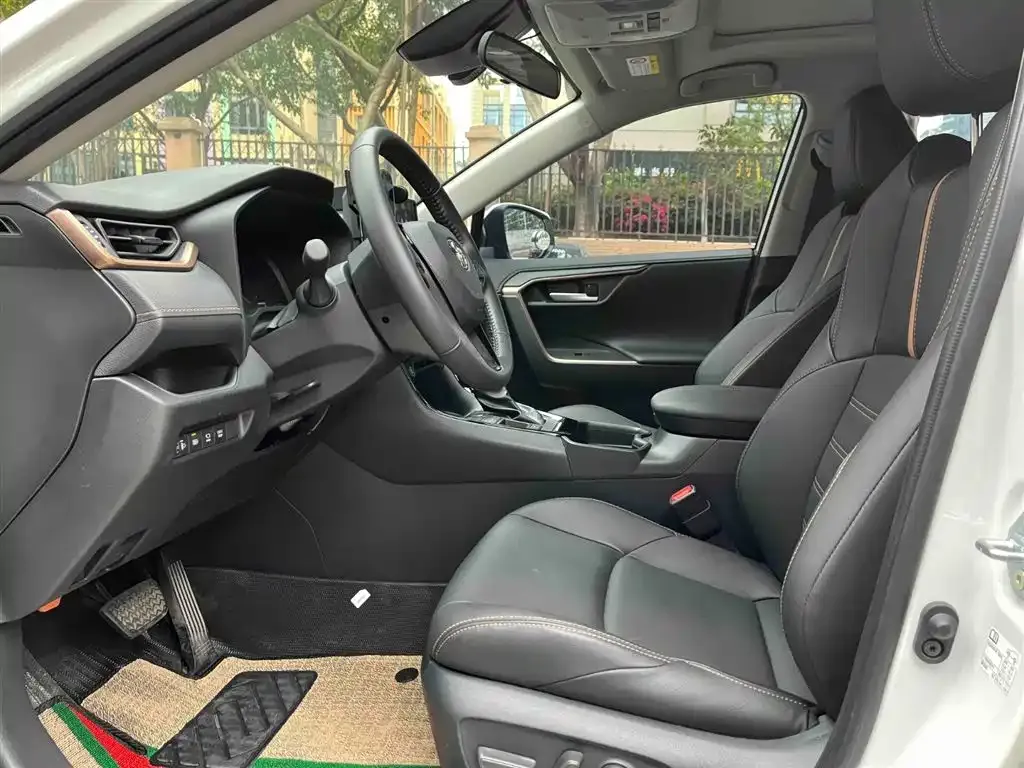 Toyota Wildlander 2025 из CN, фото 6