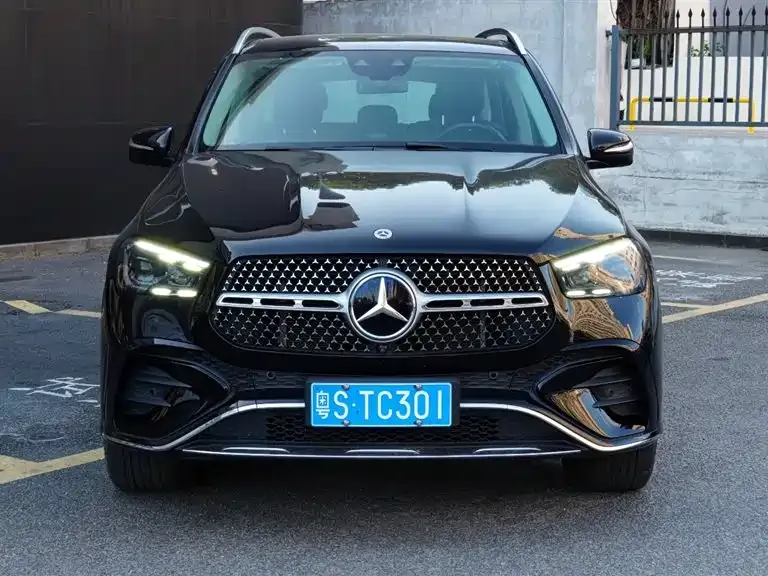 Mercedes-Benz GLE — фото 10