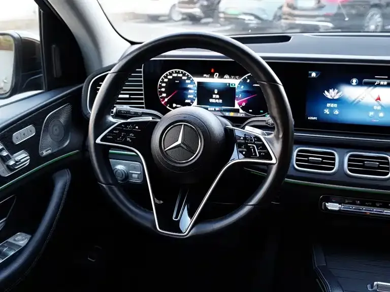 Mercedes-Benz GLE — фото 6