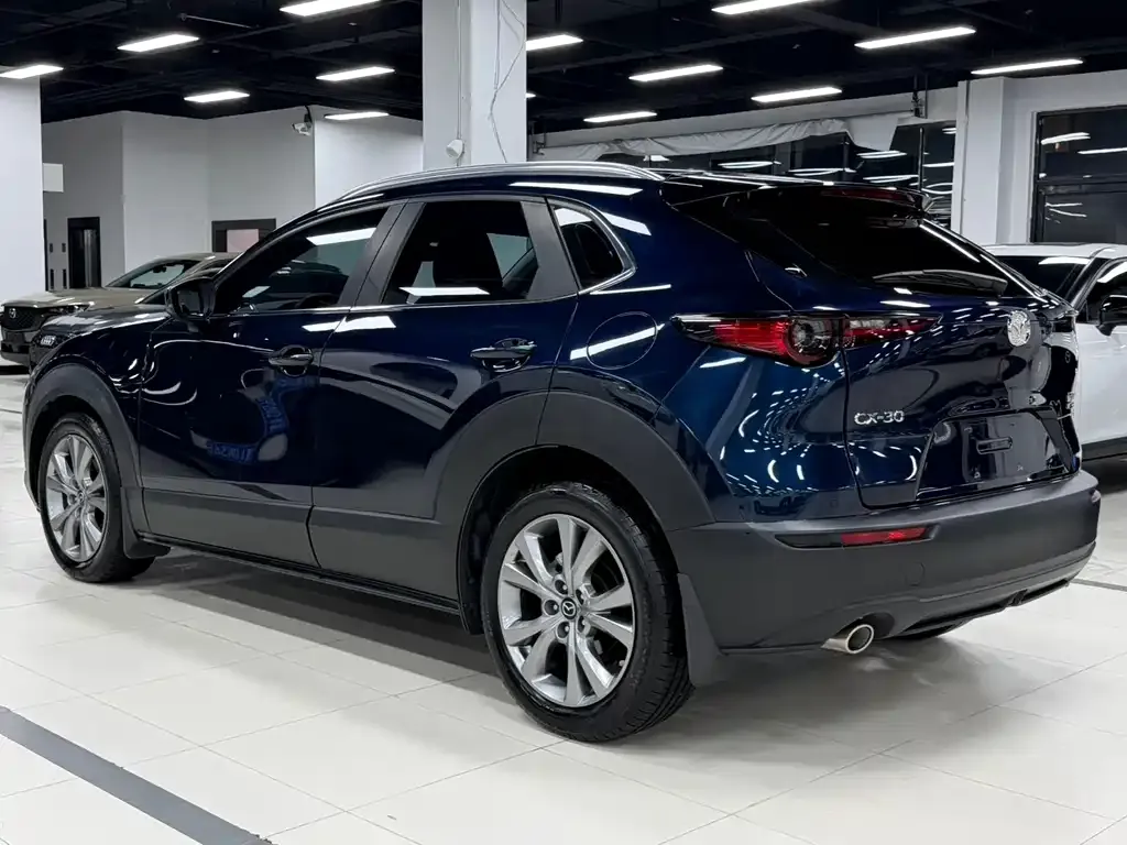 Mazda CX-30 — фото 9